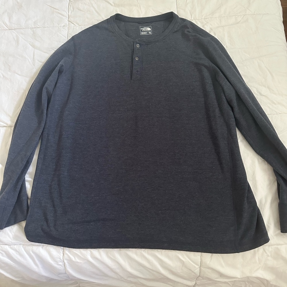 North Face Henley XXL